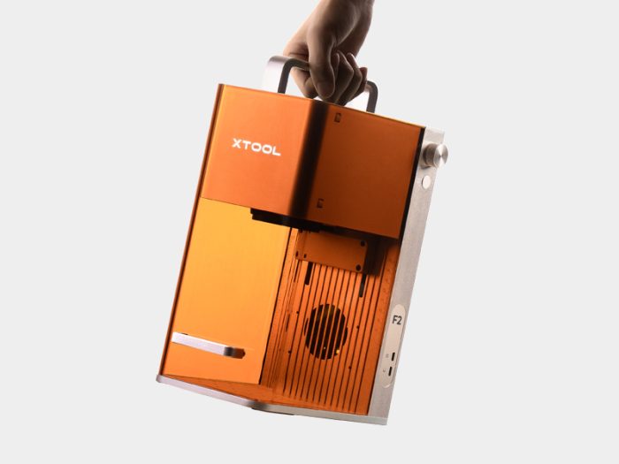 xTool F2
